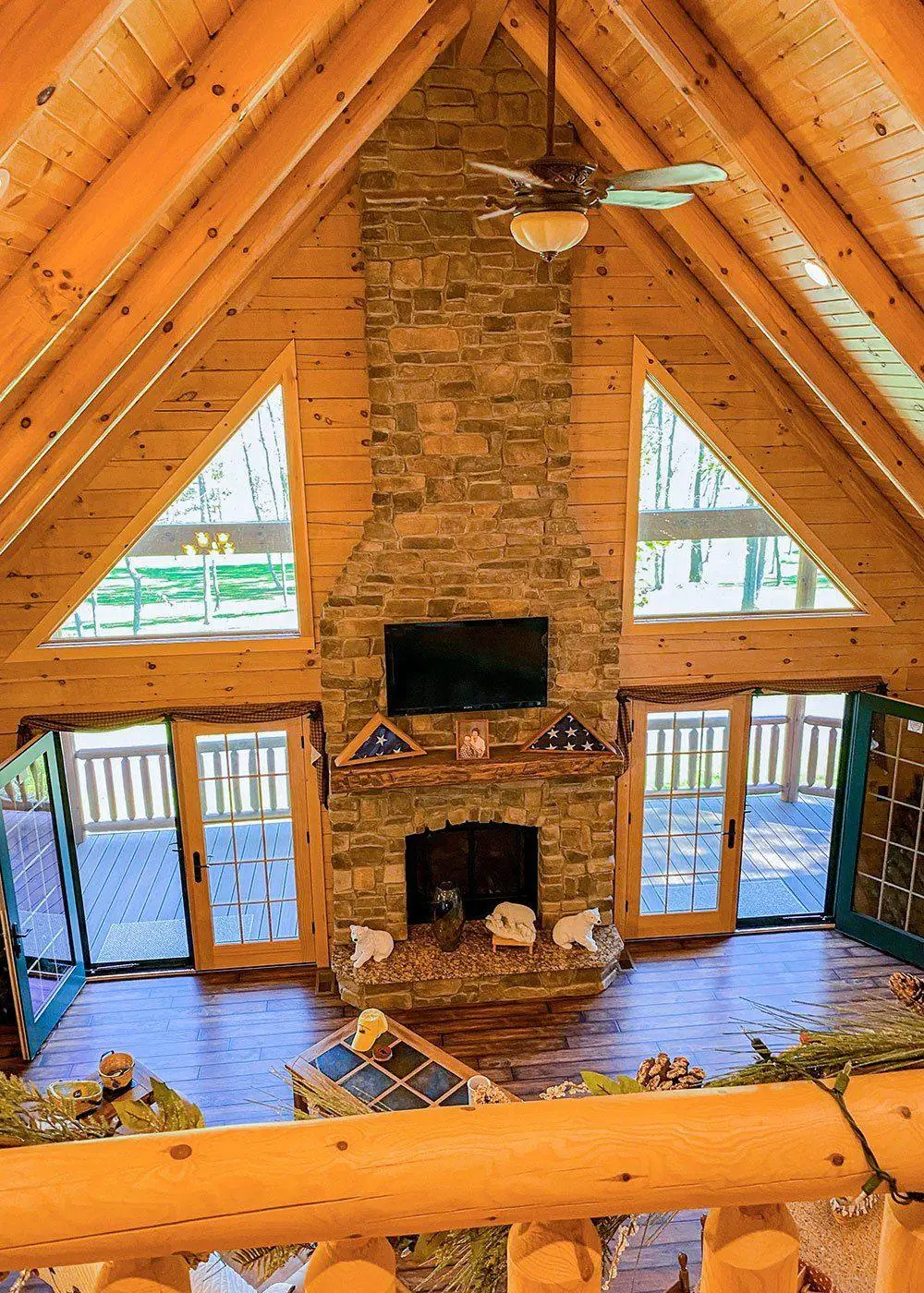 Boulder Ridge loft