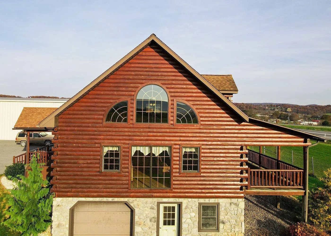Juniata with optional rear porch