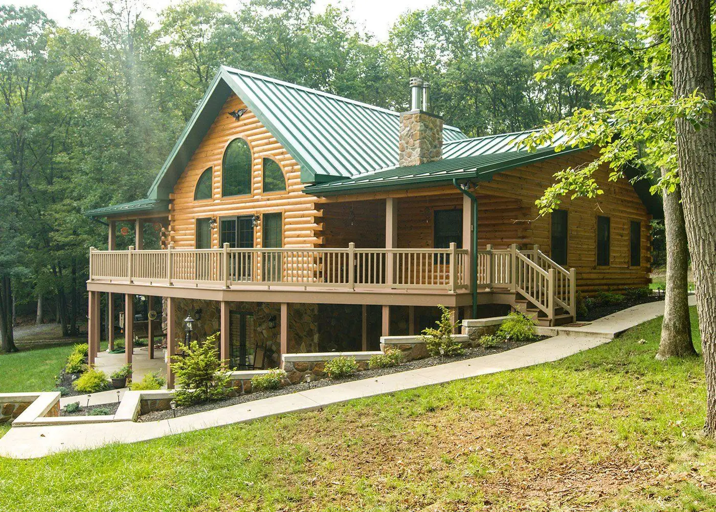 Path Valley log home exterior